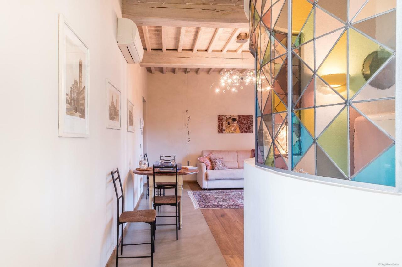 Varenne Open Terrace And Private Parking Lucca Bagian luar foto